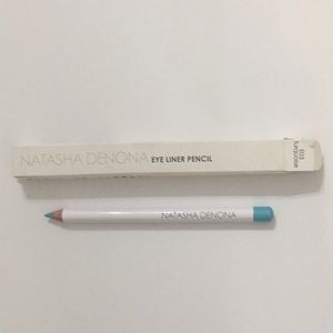 Natasha Denona eyeliner pencil E03 turquoise
